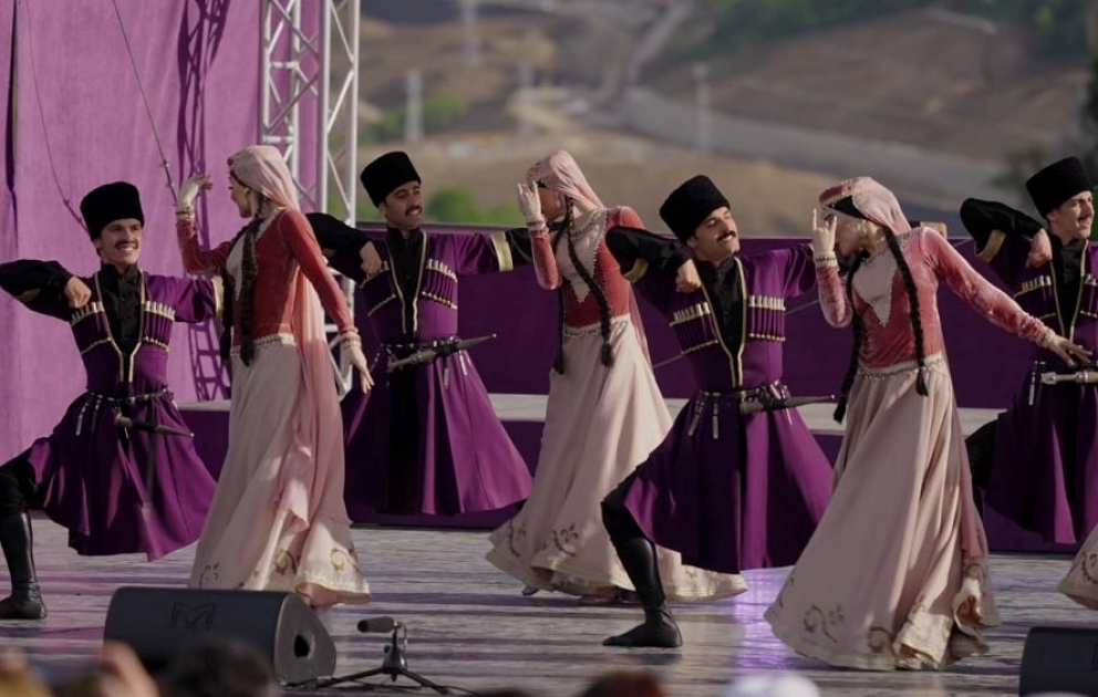 L’Euronews diffuse une vidéo sur le Festival folklorique international « Kharybulbul » VIDEO