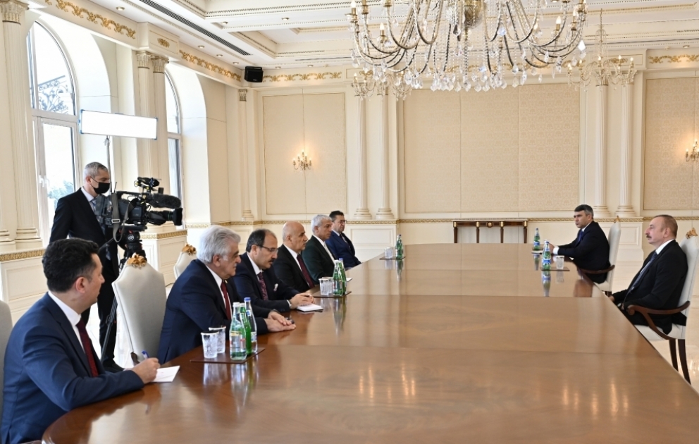 Prezident İlham Əliyev Türkiyənin kənd təsərrüfatı və meşəçilik nazirinin başçılıq etdiyi nümayəndə heyətini qəbul edib VİDEO