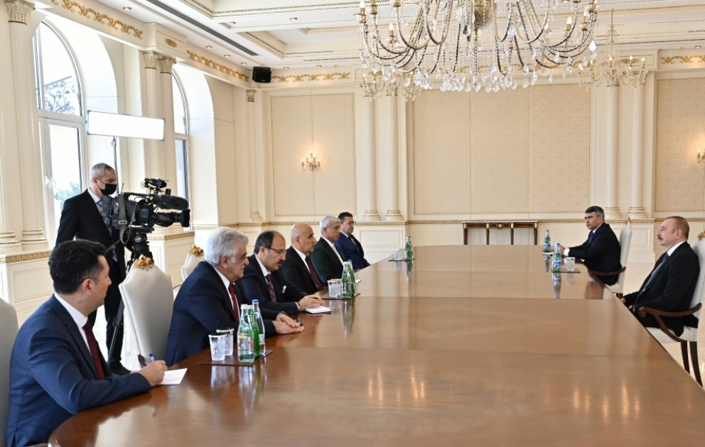 Le président azerbaïdjanais reçoit une délégation menée par le ministre turc de l’Agriculture et des Forêts VIDEO