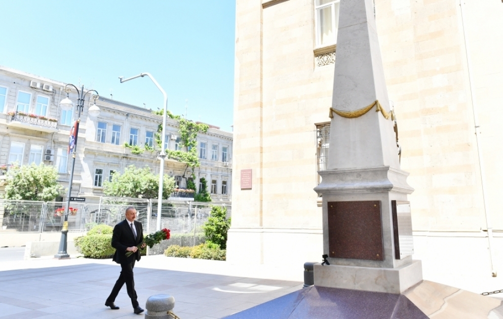 President Ilham Aliyev visited monument to Azerbaijan Democratic Republic in Baku VIDEO