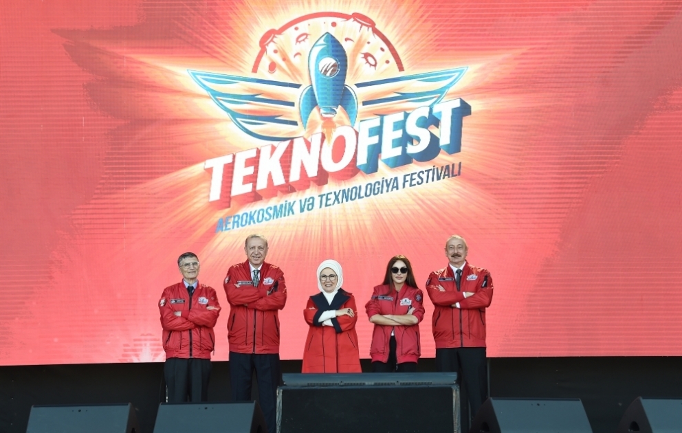 Les présidents Ilham Aliyev et Recep Tayyip Erdogan au festival TEKNOFEST Azerbaïdjan à Bakou VIDEO