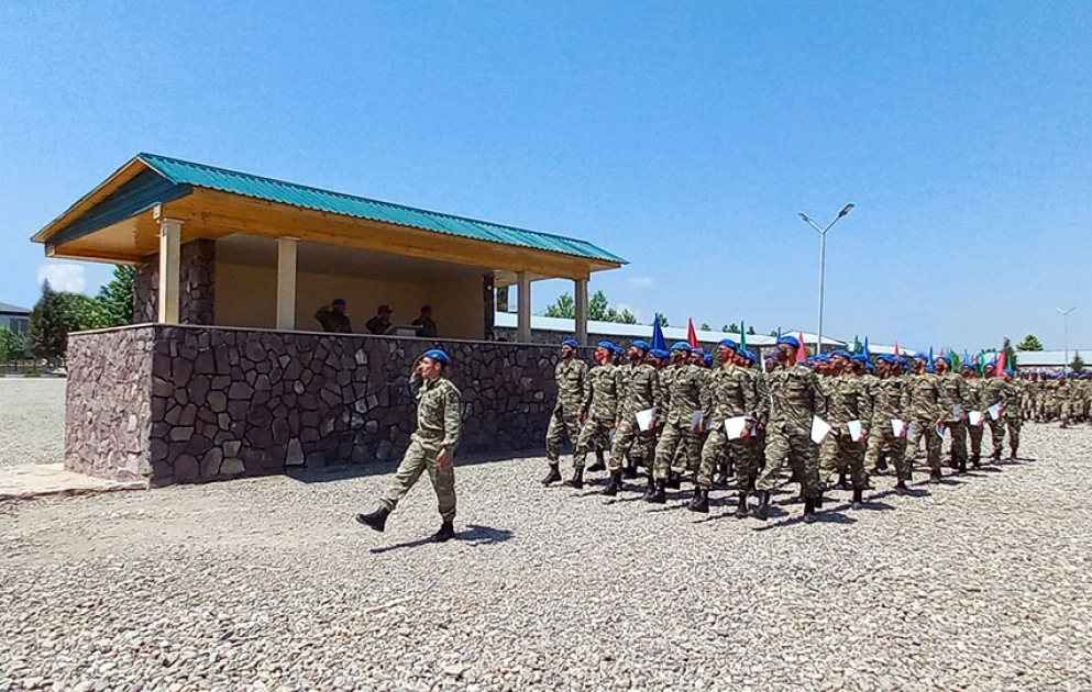 Azerbaijan`s Defense Ministry: Commando training courses graduates were awarded certificates VIDEO