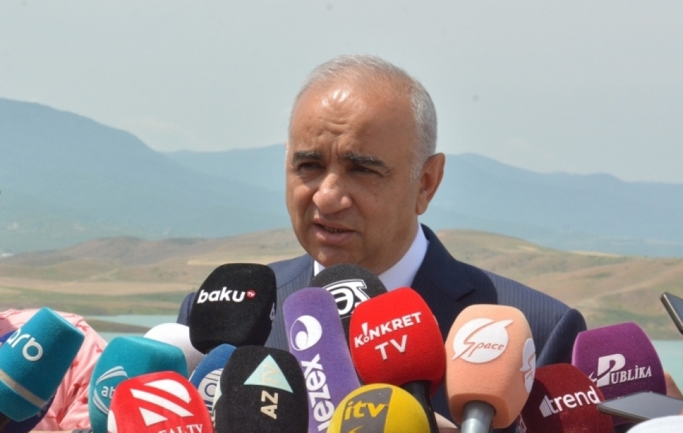 Zakir Quliyev: 20 kanalın beton üzlüyə alınması ilə bağlı layihə-smeta işləri həyata keçirilir VİDEO