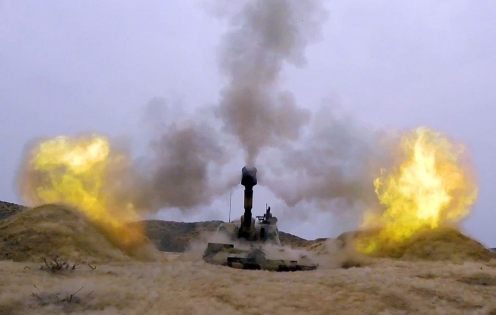 Verteidigungsministerium: Raketen- und Artillerieeinheiten führen Schießübungen durch VIDEO