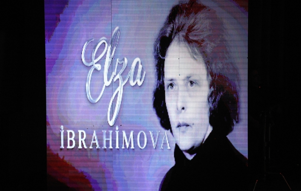 Heydər Əliyev Sarayında Xalq artisti Elza İbrahimovanın mahnıları səsləndirilib VİDEO