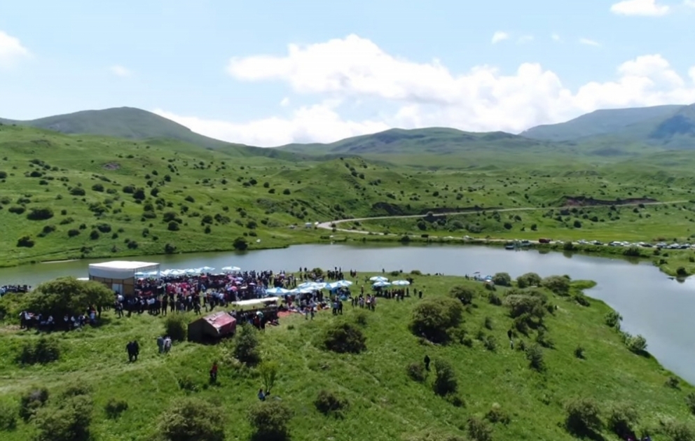 Batabat yaylağında keçirilən bayram tədbiri maraqla qarşılanıb VİDEO