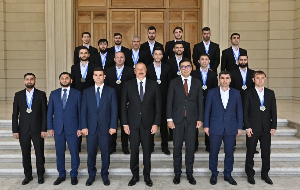 President Ilham Aliyev received members of Azerbaijan national minifootball team who won European Championship VIDEO