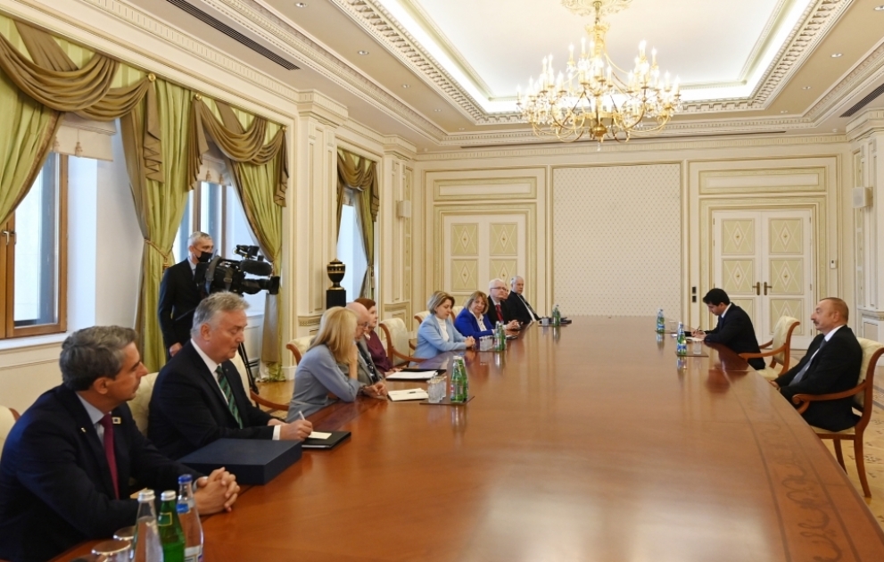 President Ilham Aliyev received co-chairs and members of Board of Trustees of Nizami Ganjavi International Center VIDEO