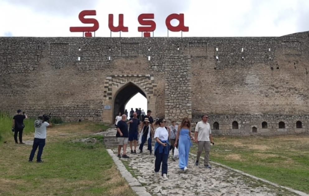 Dünyanın məşhur səyyahları Şuşada FOTO VİDEO