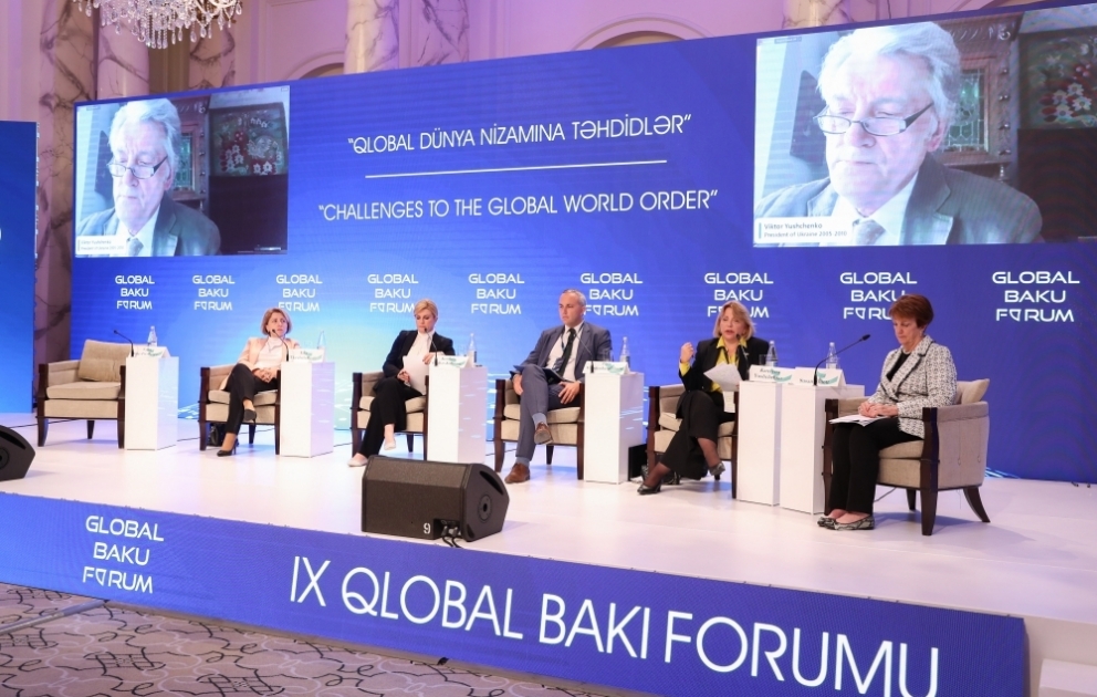 IX Qlobal Bakı Forumu işini panel iclaslarla davam etdirir VİDEO