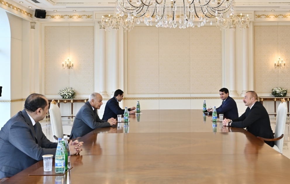 President Ilham Aliyev received Secretary-General of League of Arab States VIDEO