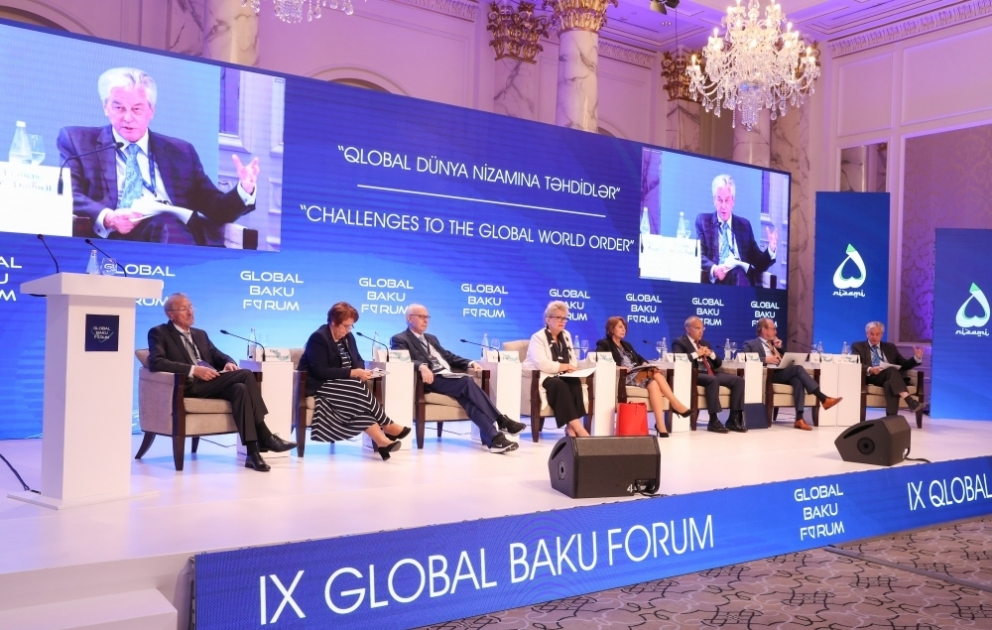 Bakı Forumu çərçivəsində “Qloballaşma və artan bərabərsizliklər” mövzusunda müzakirələr aparılıb YENİLƏNİB VİDEO