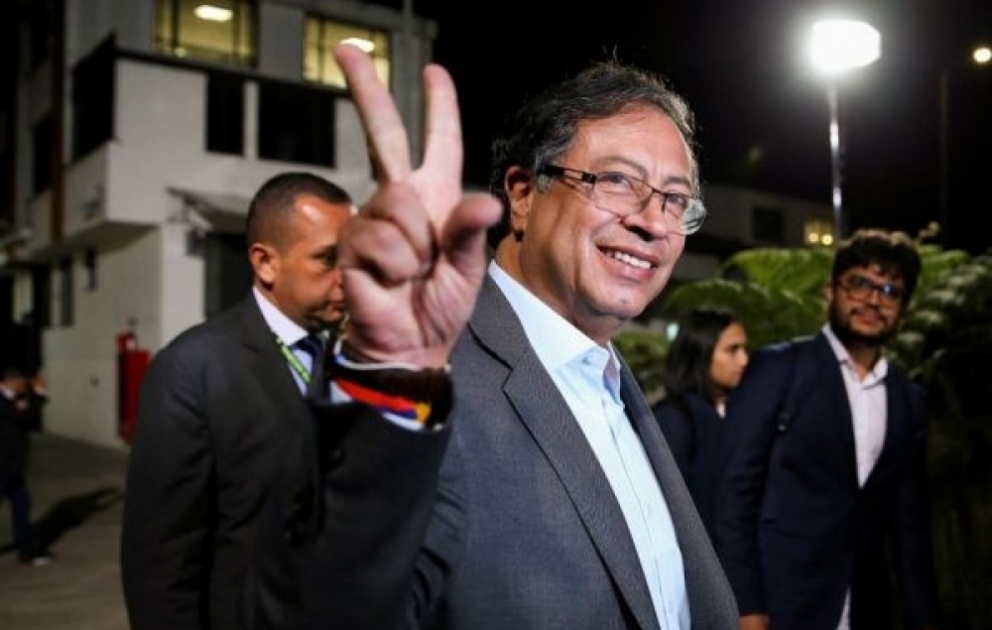 Kolumbiyada solçu senator Qustavo Petro prezident seçilib VİDEO