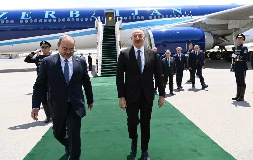 Azərbaycan Prezidenti İlham Əliyev Özbəkistana dövlət səfərinə gəlib VİDEO