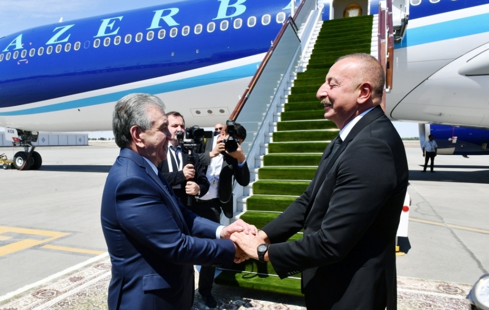 Präsident Ilham Aliyev beendet seinen Staatsbesuch in Usbekistan VIDEO