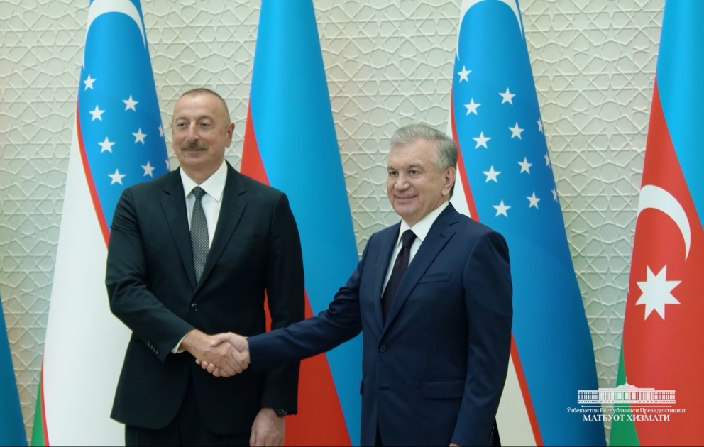 На сайте пресс-службы Президента Узбекистана размещен видеоролик о государственном визите Президента Ильхама Алиева в Узбекистан ВИДЕО