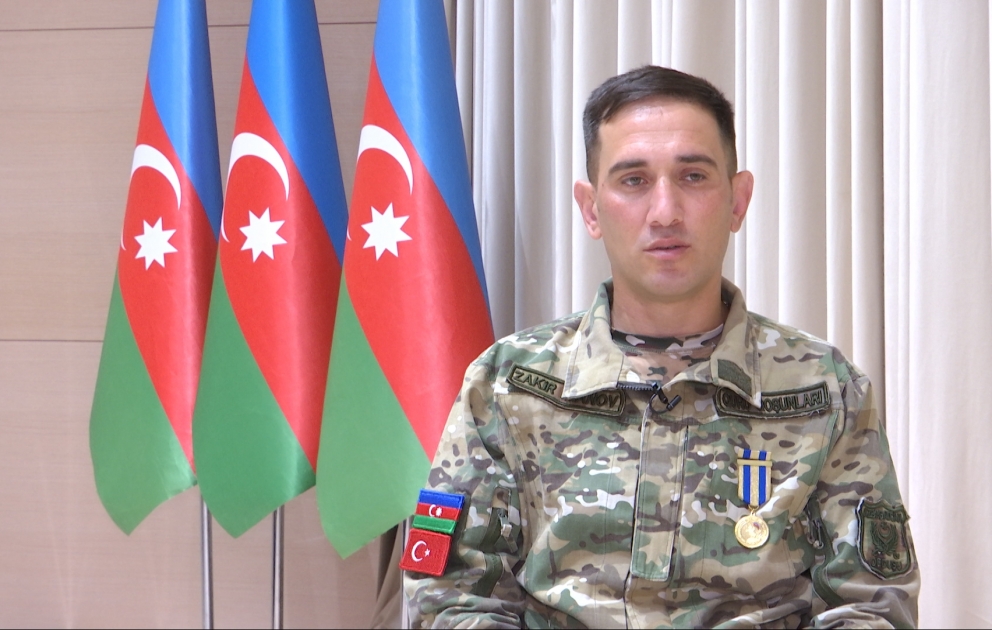 Düşmənin çənəsini ova-ova...VİDEO