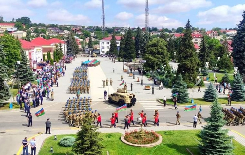 Silahlı Qüvvələr Günü münasibətilə Azərbaycan Ordusunda silsilə tədbirlər təşkil olunub VİDEO