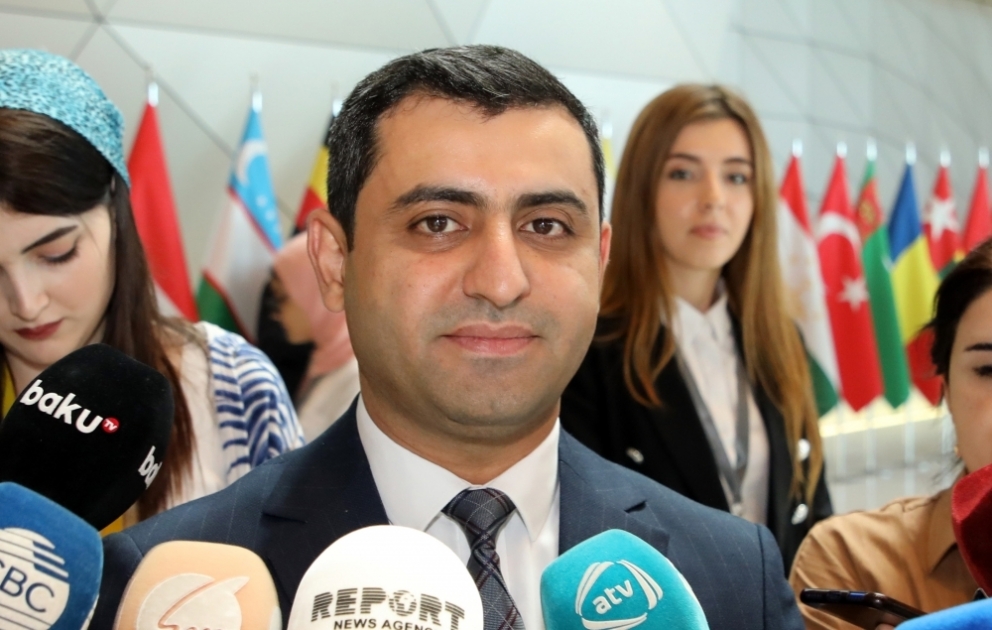 Kənan Qasımov: Bu konfrans ölkələrarası turizm münasibətlərinin formalaşması və qurulması baxımdan böyük əhəmiyyət kəsb edir VİDEO