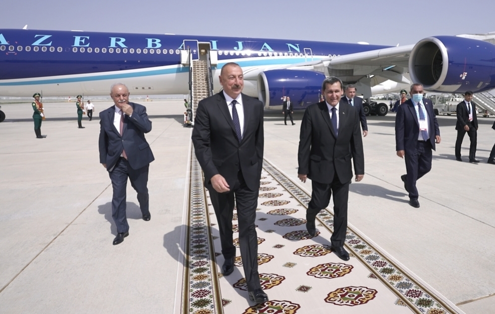 Le président azerbaïdjanais Ilham Aliyev est venu en visite au Turkménistan VIDEO