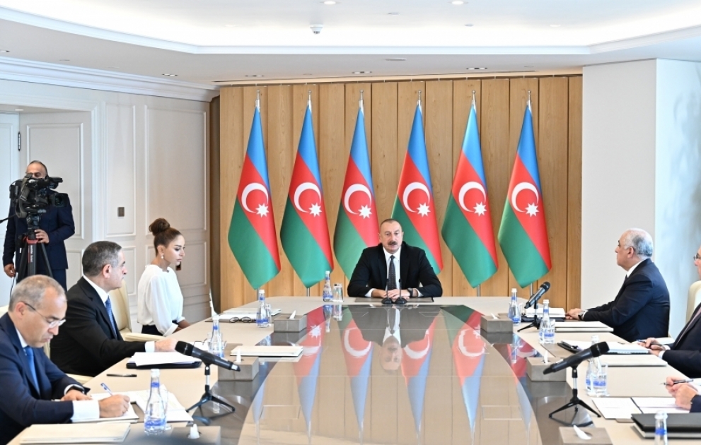 Azərbaycan Prezidenti: Bu il bizim xarici siyasətimiz çox fəal olub və ölkəmizin beynəlxalq nüfuzu daha da artıb VİDEO