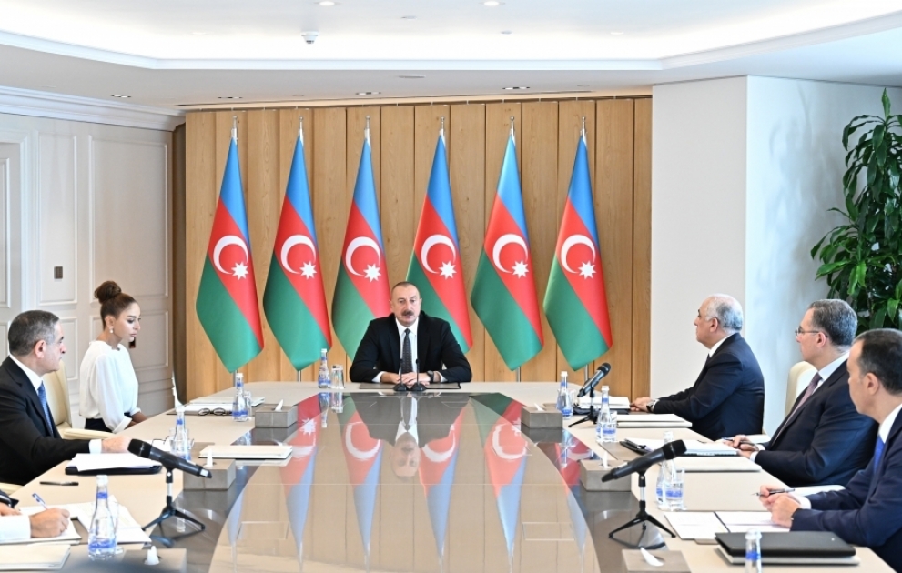 Prezident İlham Əliyev: Gələn ilin büdcəsində mən əsas istiqamət olaraq yenə də sosial siyasəti görürəm VİDEO
