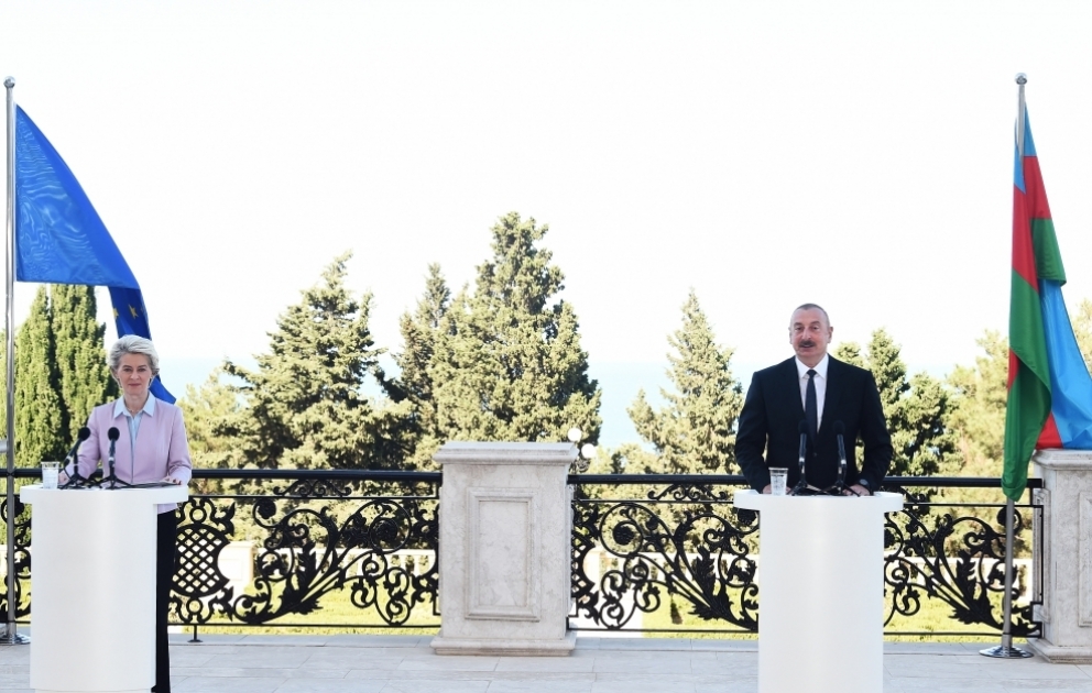 President Ilham Aliyev, President of European Commission made press statements VIDEO
