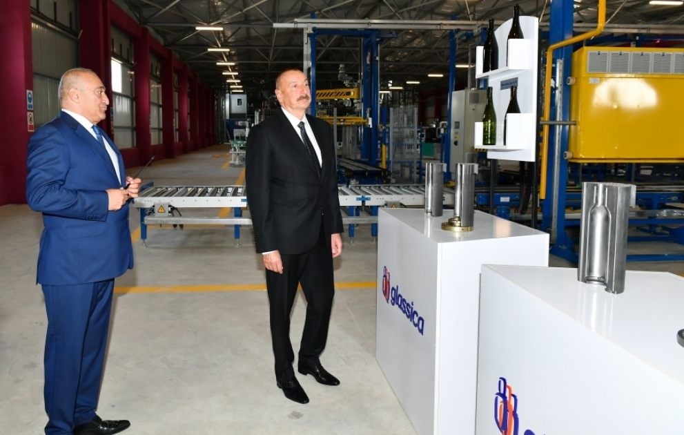 Prezident İlham Əliyev Sumqayıt Kimya Sənaye Parkında yeni müəssisələrin açılış və təməlqoyma mərasimlərində iştirak edib YENİLƏNİB VİDEO