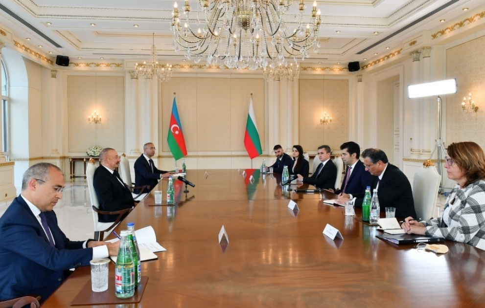 President Ilham Aliyev, Prime Minister of Bulgaria Kiril Petkov held expanded meeting VIDEO