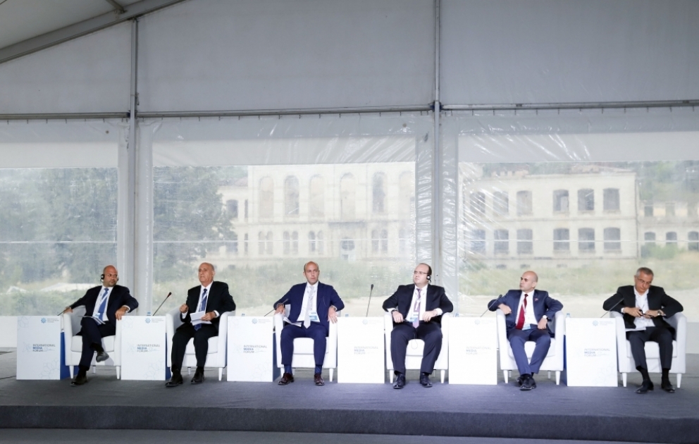 Forumun dördüncü panelində “Azərbaycan mediasının beynəlxalq əməkdaşlıq perspektivləri” mövzusunda müzakirələr aparılıb VİDEO