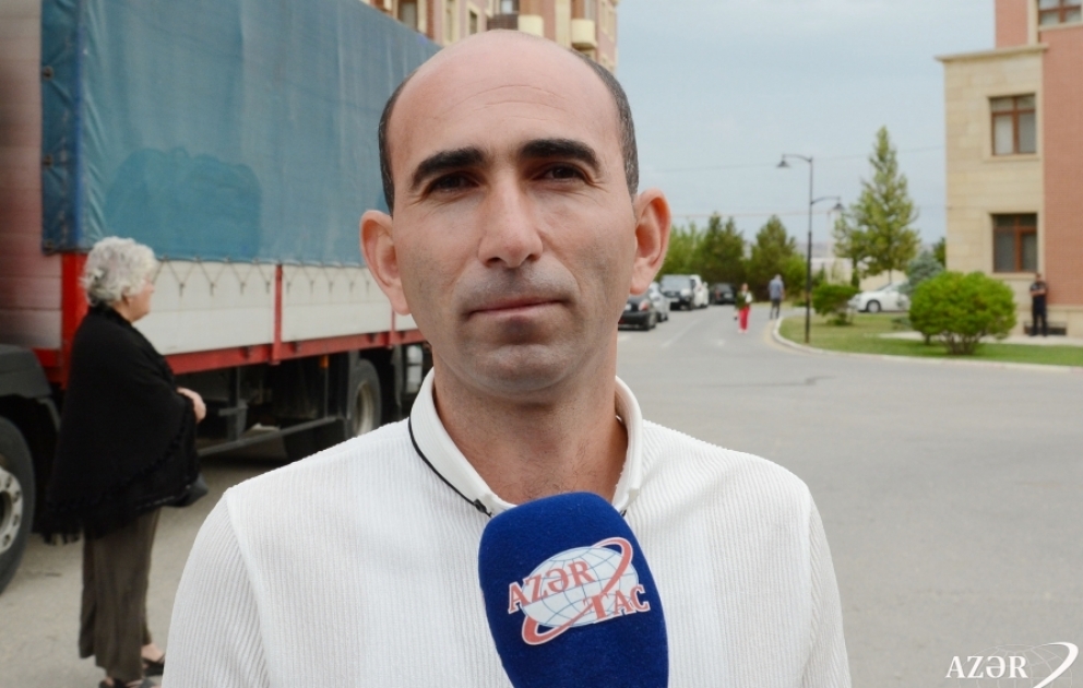 Ağalıya köçən kənd sakini: Bu gözəl gün münasibətilə xalqımızı təbrik edirəm VİDEO