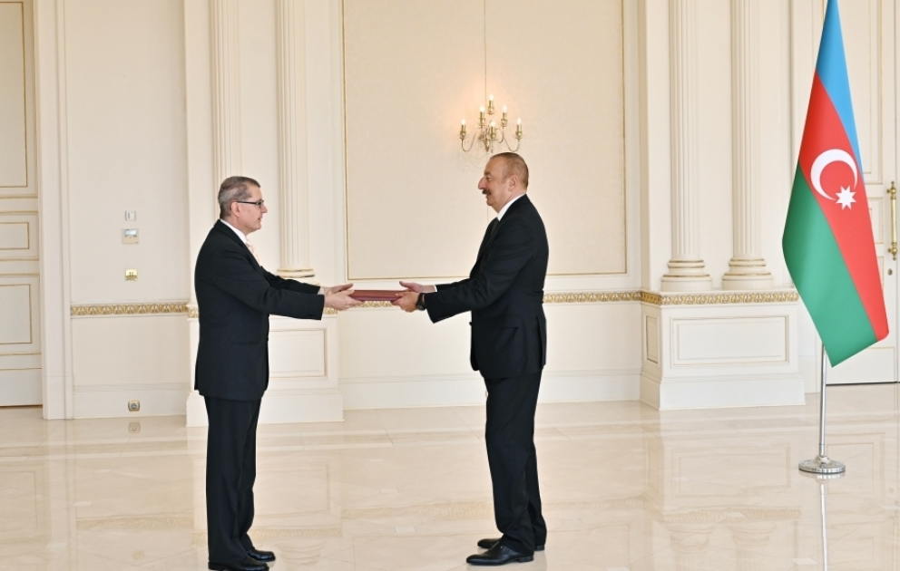 Le président azerbaïdjanais reçoit les lettres de créances du nouvel ambassadeur d’Autriche en Azerbaïdjan VIDEO