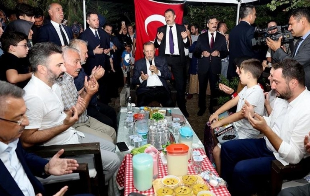 Rəcəb Tayyib Ərdoğan şəhid ailəsini ziyarət edib VİDEO