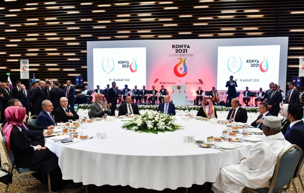 Dinner was hosted in honor of heads of state, government and delegations participating in opening ceremony of 5th Islamic Solidarity Games VIDEO