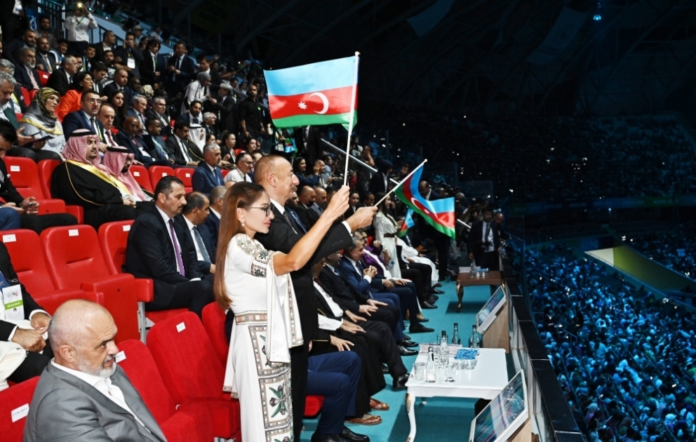 Cérémonie d’ouverture de la 5e édition des Jeux de la solidarité islamique se tient à Konya  Le président Ilham Aliyev et son épouse Mehriban Aliyeva assistent à la cérémonie VIDEO