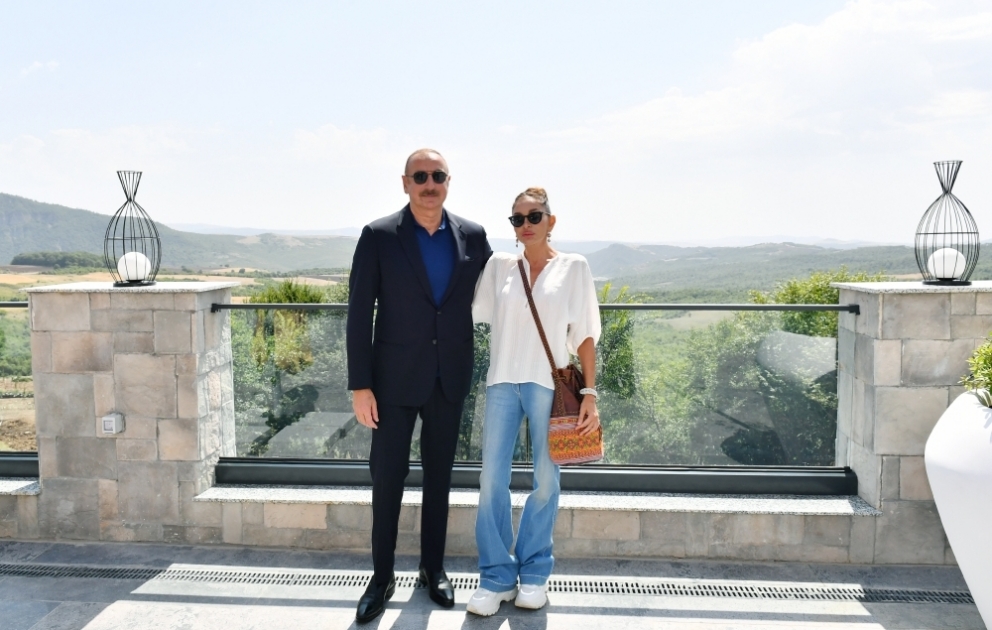 Präsident Ilham Aliyev und die First Lady Mehriban Aliyeva weihen Hotel “Basqal Resort & Spa“ in Ismayilli ein VIDEO