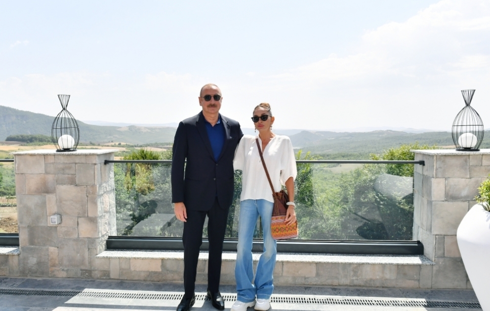 Ismayilli : Ilham Aliyev et Mehriban Aliyeva participent à l’inauguration de l’hôtel Basqal Resort & Spa VIDEO
