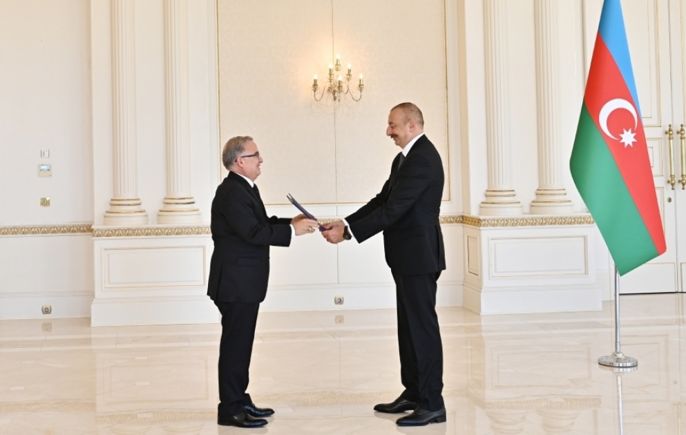 Le président azerbaïdjanais reçoit les lettres de créance de l’ambassadeur de la République dominicaine VIDEO