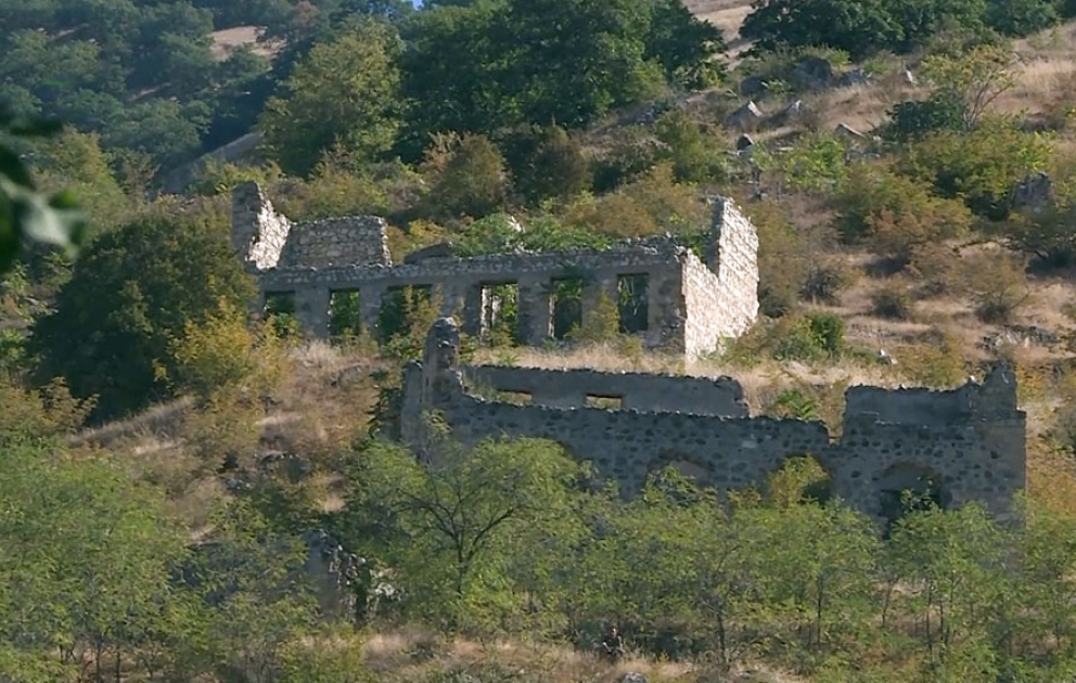 Azerbaijan’s Defense Ministry releases video footages from Sus village, Lachin district VIDEO
