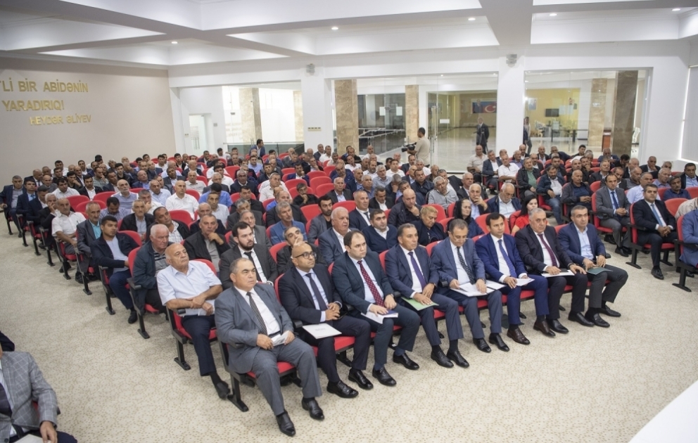 Sabirabadda “Pambıqçılıqda mövcud vəziyyət və məhsul yığımına hazırlıq” mövzusunda regional müşavirə keçirilib VİDEO