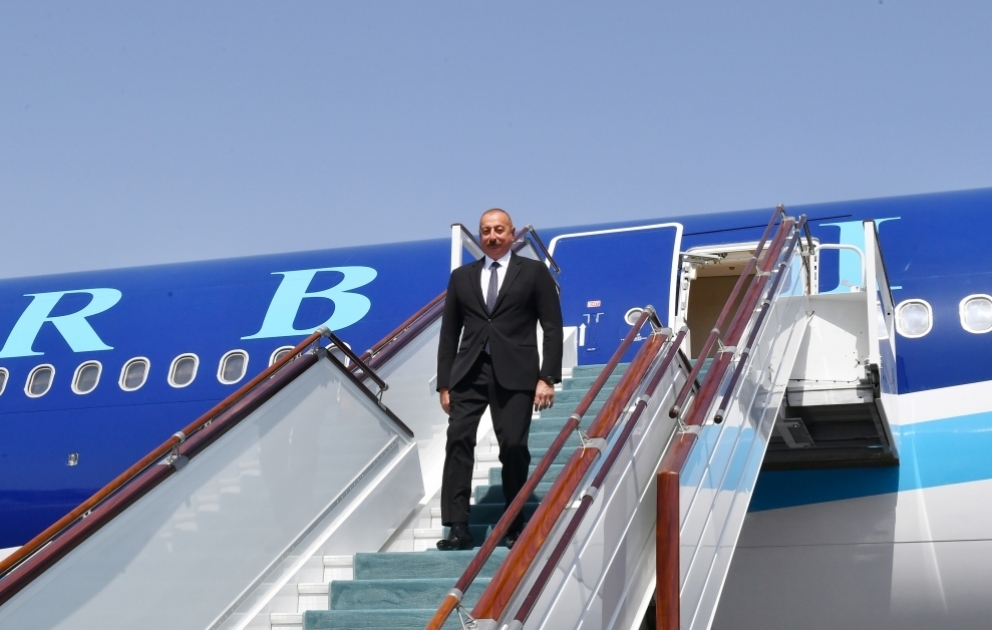 Le président azerbaïdjanais entame une visite en Ouzbékistan VIDEO
