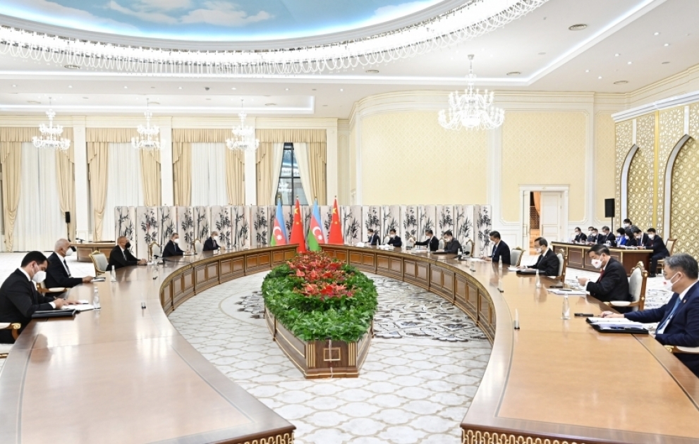Les présidents Ilham Aliyev et Xi Jinping se rencontrent à Samarcande VIDEO