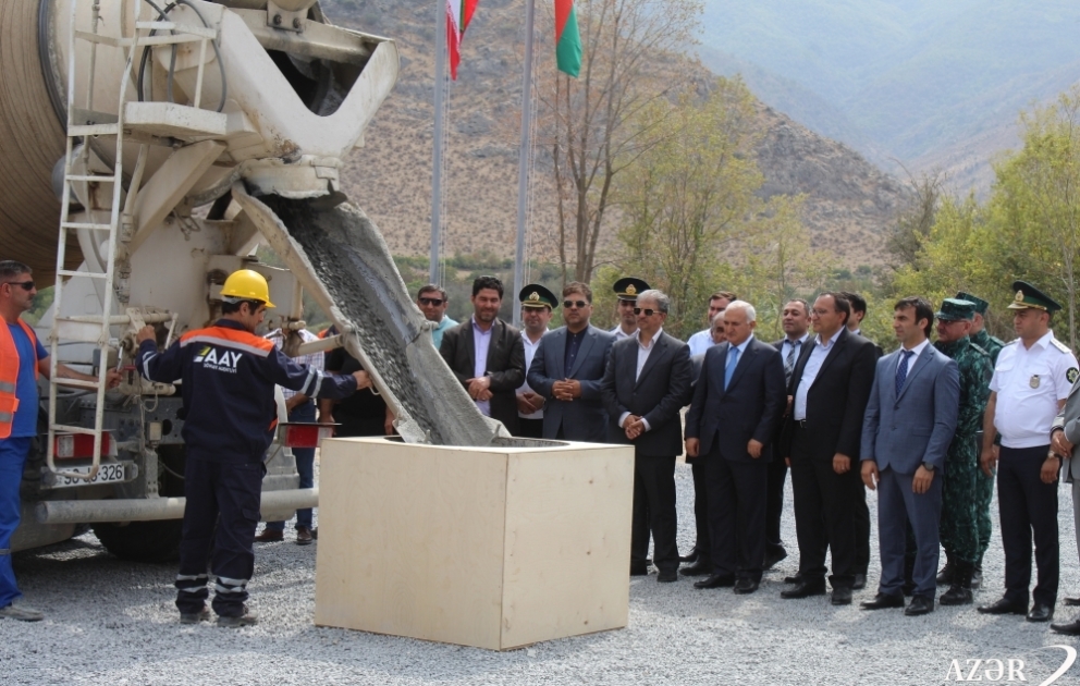 Şərqi Zəngəzur iqtisadi rayonu ərazisində İranla dövlət sərhədində Ağbənd avtomobil yolu körpüsünün təməli qoyulub FOTO VİDEO