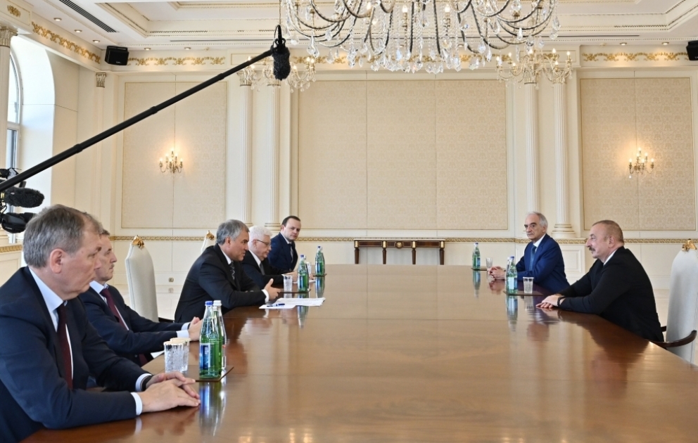 Prezident İlham Əliyev Rusiya Federasiyası Dövlət Dumasının Sədrinin başçılıq etdiyi nümayəndə heyətini qəbul edib  YENİLƏNİB VİDEO