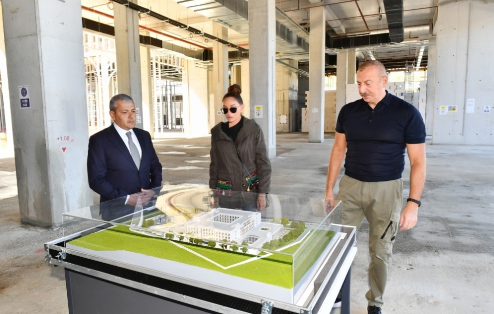 In Schuscha werden Hotel und Konferenzzentrum gebaut VIDEO