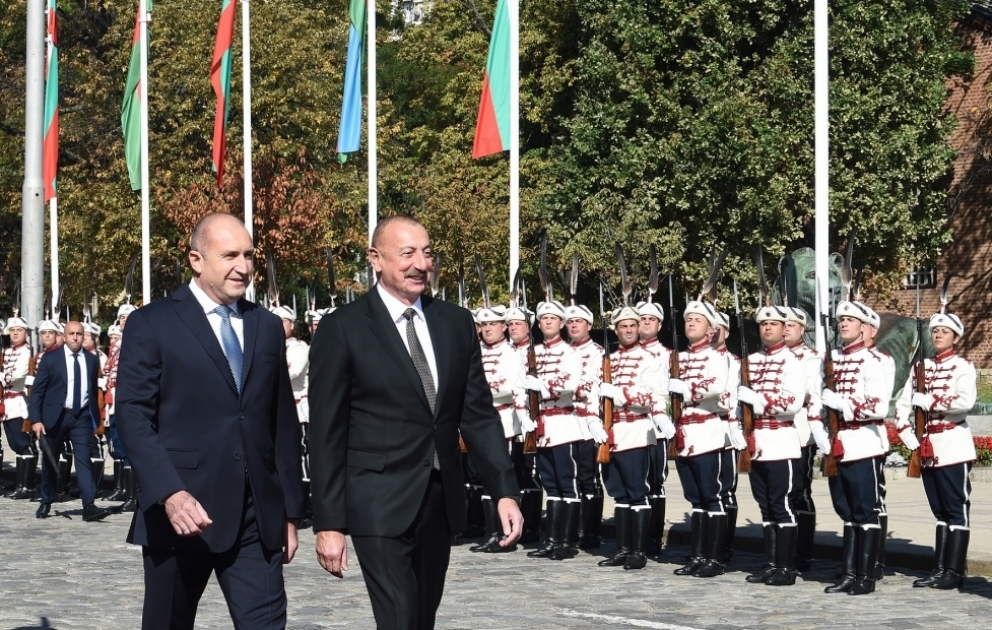 Offizieller Empfang von Präsident Ilham Aliyev in Sofia VIDEO