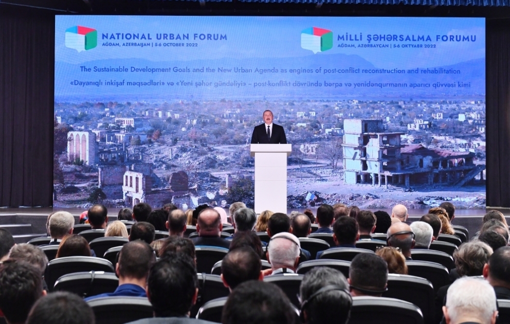 Ağdamda Azərbaycan Milli Şəhərsalma Forumu işə başlayıb  Prezident İlham Əliyev və birinci xanım Mehriban Əliyeva Forumun açılış mərasimində iştirak ediblər YENİLƏNİB-3 VİDEO