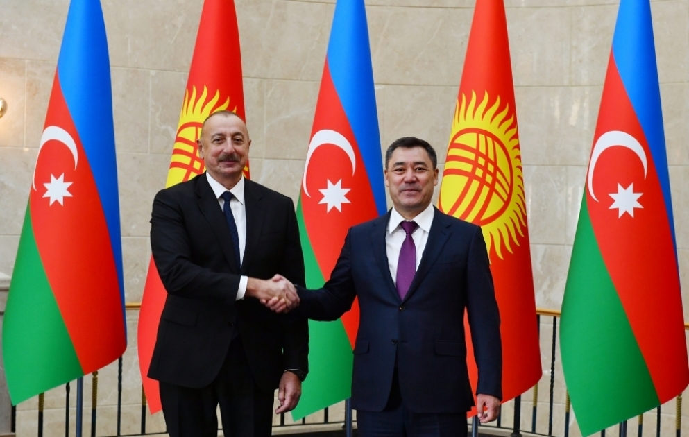 Official welcome ceremony was held for President Ilham Aliyev in Bishkek VIDEO