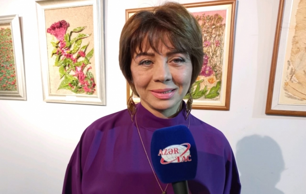 Suğra Bağırzadə: Bu sərgi dostlarım qarşısında bir hesabatımdır VİDEO