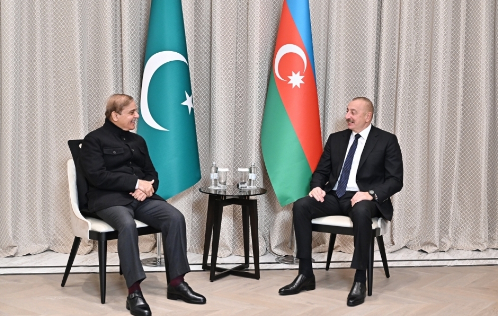 President Ilham Aliyev met with Prime Minister of Pakistan in Astana VIDEO